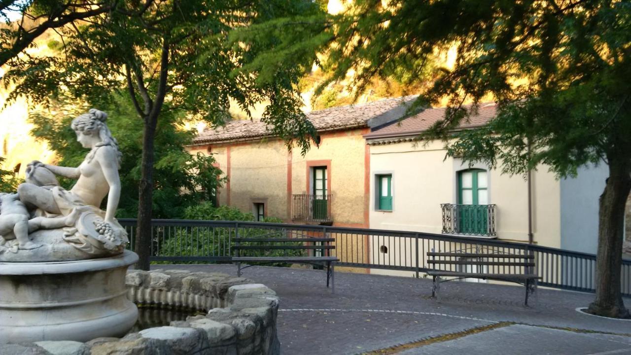 Villa El Sa Calopezzati Екстериор снимка